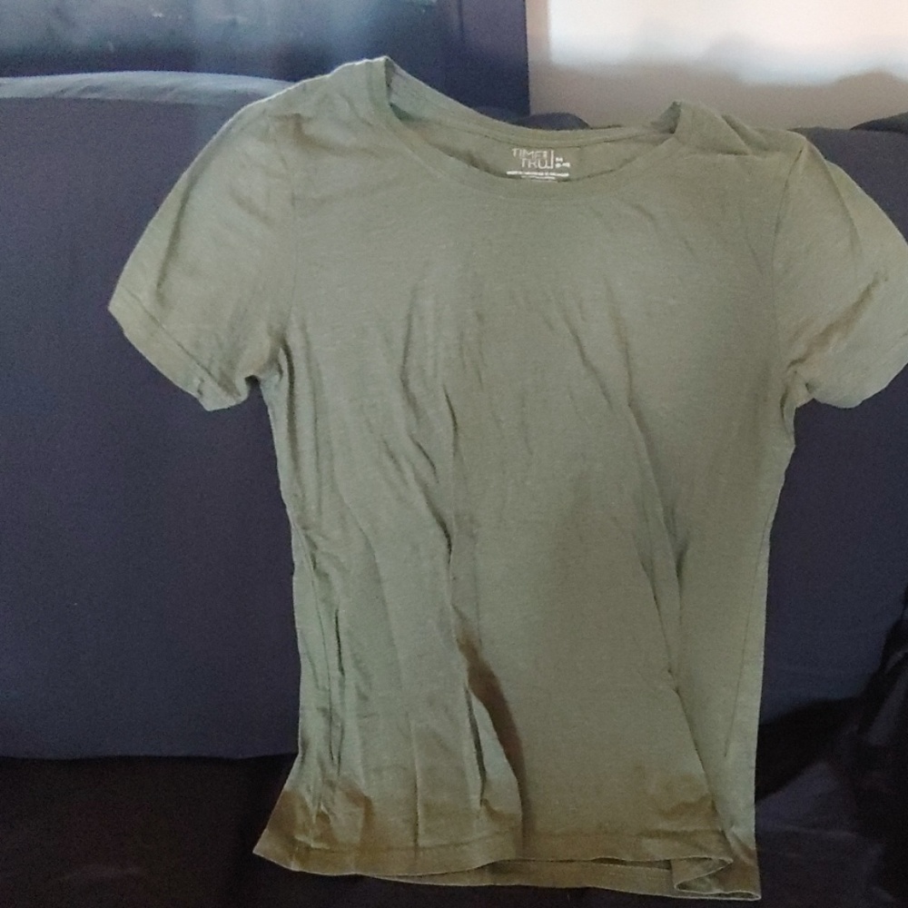 Time and Tru t-shirt